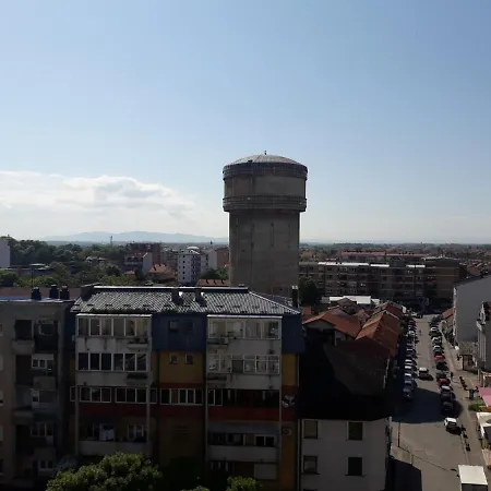 Apartman Mihajlovic דירה